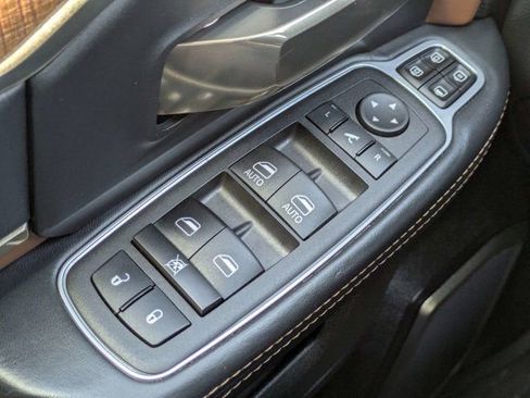 Used 2023 RAM 3500 Limited AWD/4WD image 24
