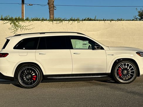 New 2026 Mercedes-Benz GLS 63 AMG 4MATIC image 4