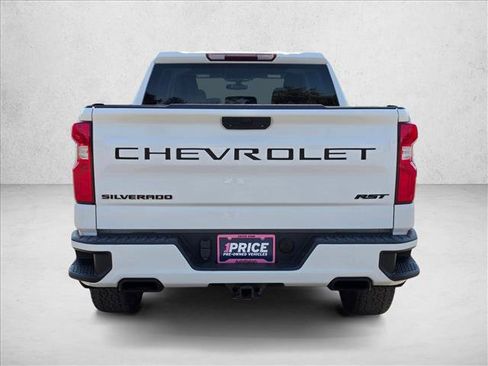 Used 2022 Chevrolet Silverado 1500 RST w/ Redline Edition AWD/4WD image 4