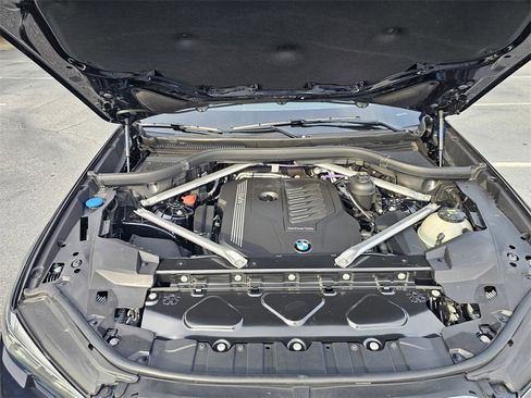 Used 2023 BMW X5 xDrive40i w/ M Sport Package image 26