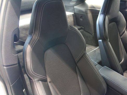 Certified 2022 Porsche 911 GT3 image 32