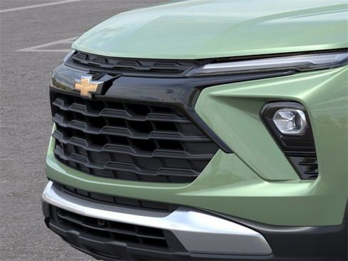 New 2026 Chevrolet TrailBlazer LT w/ LPO, Blackout Package image 13
