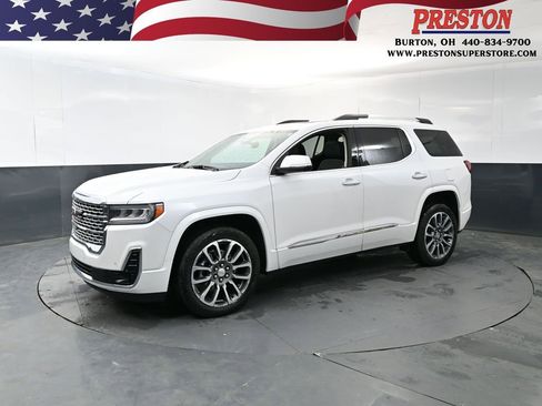 Used 2022 GMC Acadia Denali w/ Denali Technology Package AWD/4WD image 1