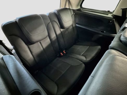 Used 2012 Mercedes-Benz GL 450 4MATIC image 32