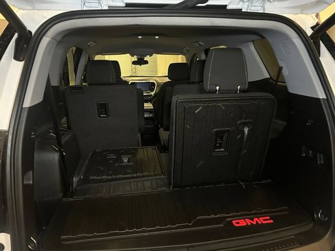Used 2021 GMC Acadia SLE w/ Driver Convenience Package AWD/4WD image 20