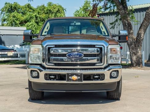 Used 2012 Ford F250 Lariat w/ Lariat Ultimate Pkg AWD/4WD image 9