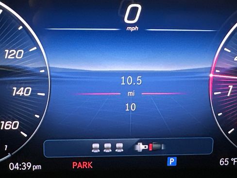 Used 2026 Mercedes-Benz GLC 300 4MATIC image 13