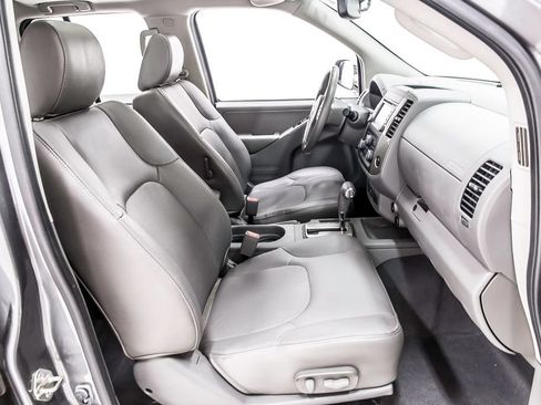 Used 2019 Nissan Frontier SL RWD image 33
