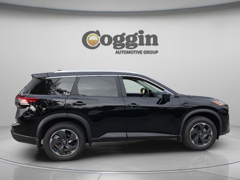 New 2026 Nissan Rogue SV w/ SV Premium Package FWD image 6