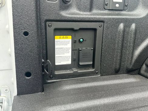 New 2025 Ford F150 Raptor AWD/4WD image 17