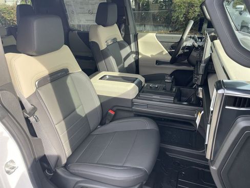 New 2026 GMC Hummer EV 4x4 Crew Cab image 28