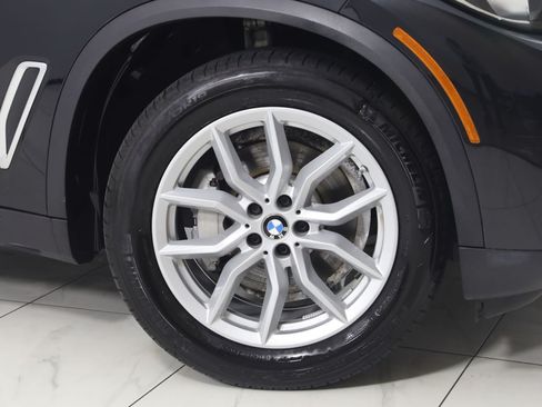 Used 2023 BMW X5 xDrive40i w/ Premium Package AWD/4WD image 17