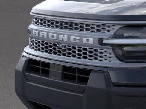 New 2025 Ford Bronco Sport Outer Banks w/ Topo Graphic Package image 17