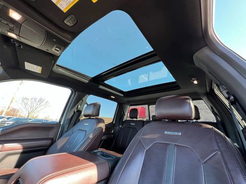 Used 2016 Ford F150 Platinum w/ Equipment Group 701A Luxury image 17