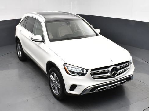 Used 2021 Mercedes-Benz GLC 300 GLC 300 w/ Premium Package image 20