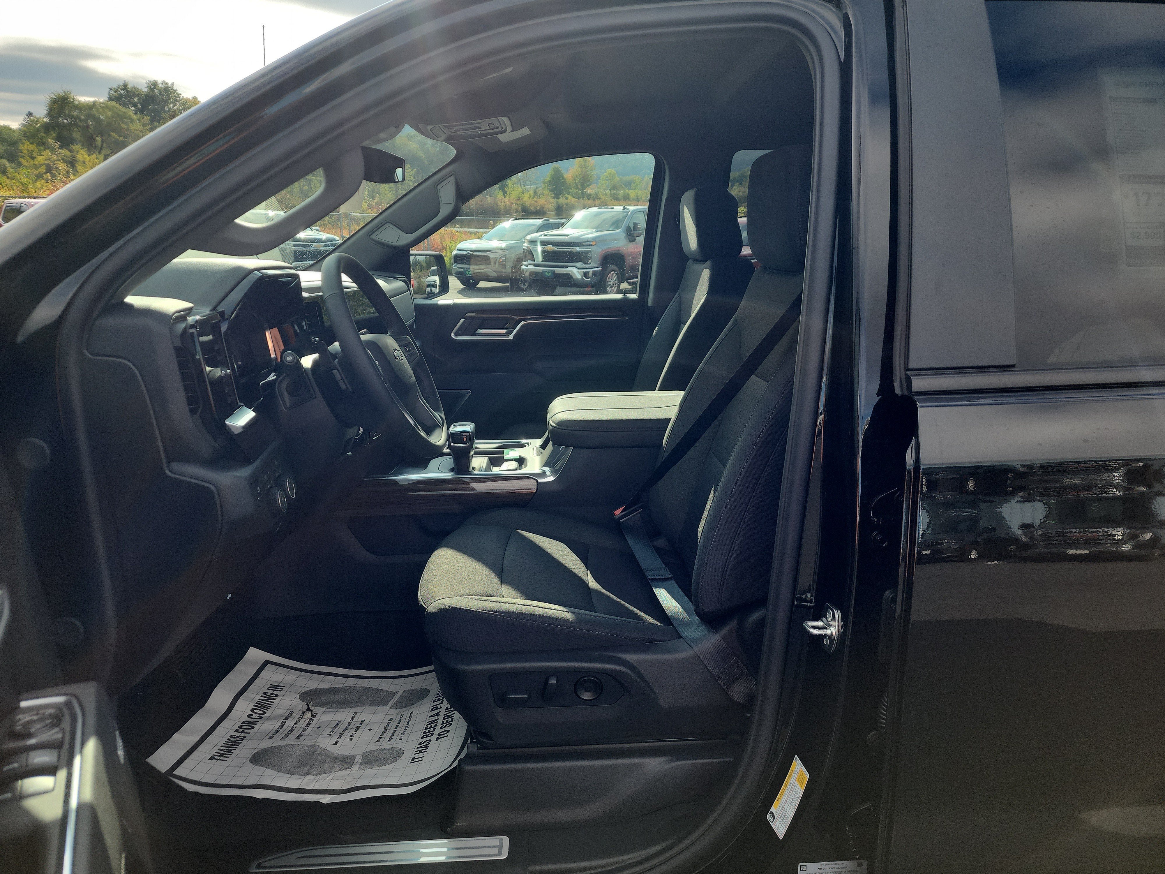 New 2026 Chevrolet Silverado 1500 RST w/ Convenience Package II AWD/4WD image 11