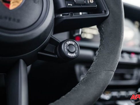 Used 2022 Porsche 911 Carrera GTS image 28