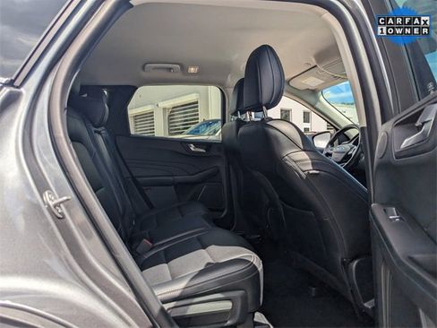 Used 2021 Ford Escape Titanium image 20