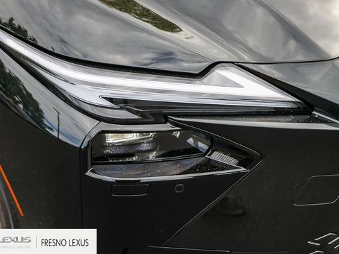 New 2026 Lexus ES 350e w/ Convenience Package FWD image 10