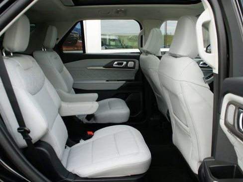 New 2026 Ford Explorer Platinum w/ LUX Leather Package image 37