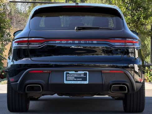 Certified 2025 Porsche Macan image 6