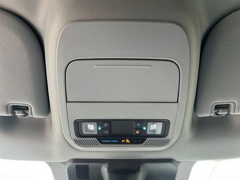 Used 2024 Ford F150 Lightning Flash AWD/4WD image 18