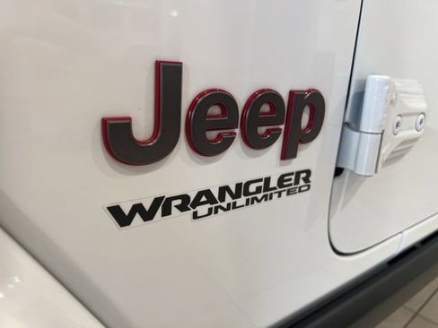 Used 2020 Jeep Wrangler Unlimited Rubicon w/ Dual Top Group image 8
