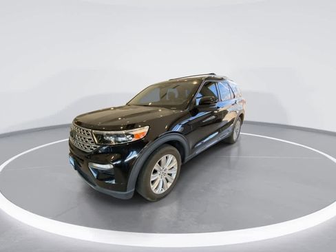 Used 2020 Ford Explorer Limited w/ Class III Trailer Tow Package image 4