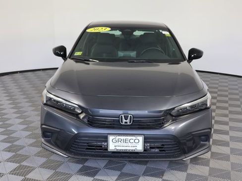 Used 2023 Honda Civic Sport image 3