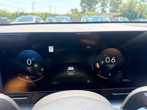 Used 2025 Hyundai Kona SEL AWD/4WD image 11