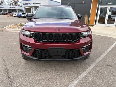 New 2025 Jeep Grand Cherokee Limited w/ Black Appearance Package