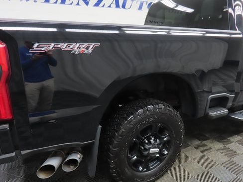 Used 2024 Ford F250 XLT w/ XLT Premium Package image 39