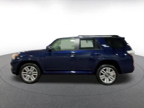 Used 2024 Toyota 4Runner TRD Sport image 8