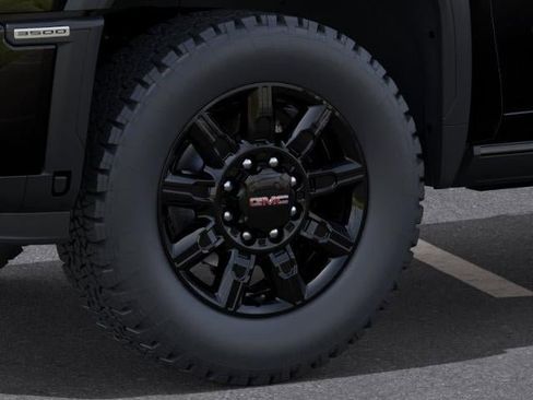 New 2026 GMC Sierra 3500 AT4 w/ AT4 Premium Plus Package AWD/4WD image 9