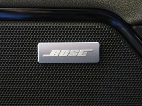 Used 2022 Chevrolet Silverado 1500 ZR2 w/ Technology Package image 35