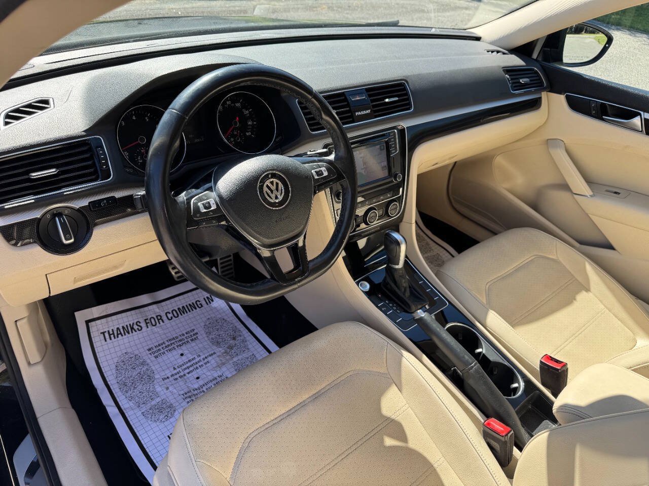 Used 2019 Volkswagen Passat 2.0T SE R-Line FWD image 17