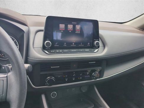 Used 2023 Nissan Rogue S FWD image 13
