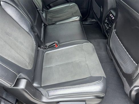 Used 2023 Jeep Grand Cherokee L Laredo image 52