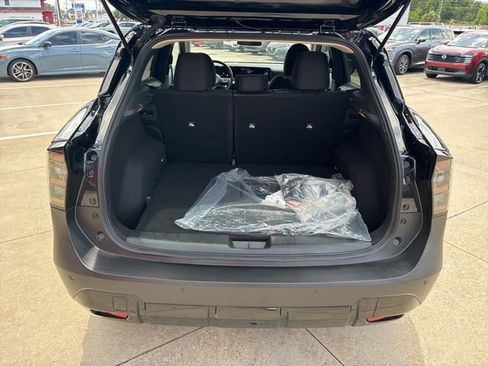 Used 2026 Nissan Kicks SV w/ Charging Package FWD image 8