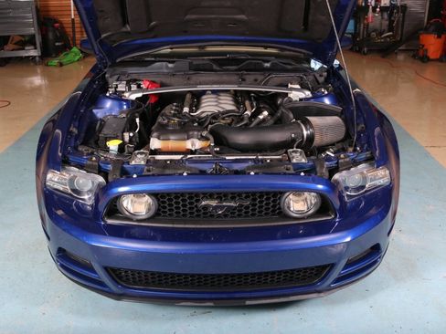 Used 2014 Ford Mustang GT Premium w/ Accessory Package 5 image 6