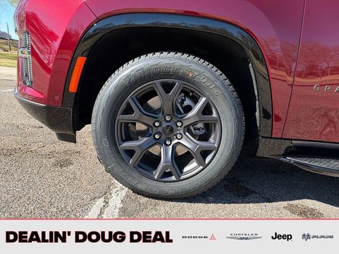 New 2026 Jeep Grand Wagoneer L Limited AWD/4WD image 14