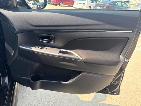 Used 2019 Mitsubishi Outlander Sport SE AWD/4WD image 20