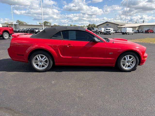 Used 2007 Ford Mustang GT RWD image 6
