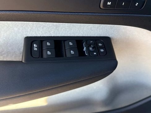 New 2026 Volvo XC40 B5 Ultra w/ Climate Package image 17