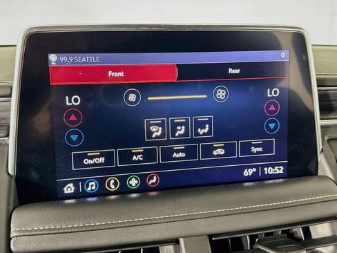 Used 2021 GMC Yukon SLT AWD/4WD image 39