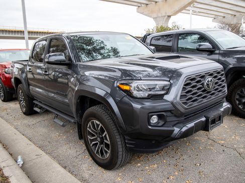 Used 2023 Toyota Tacoma TRD Sport image 6