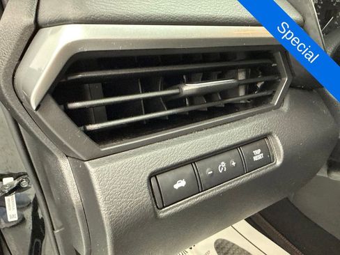 Used 2021 Nissan Altima 2.5 SR w/ SR Premium Package FWD image 21