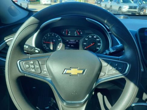 Used 2025 Chevrolet Malibu LT image 23
