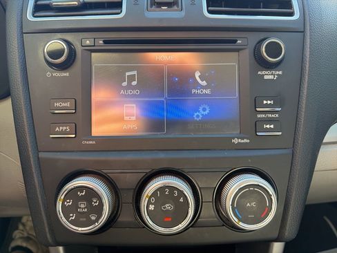 Used 2017 Subaru Forester 2.5i w/ Alloy Wheel Package image 14