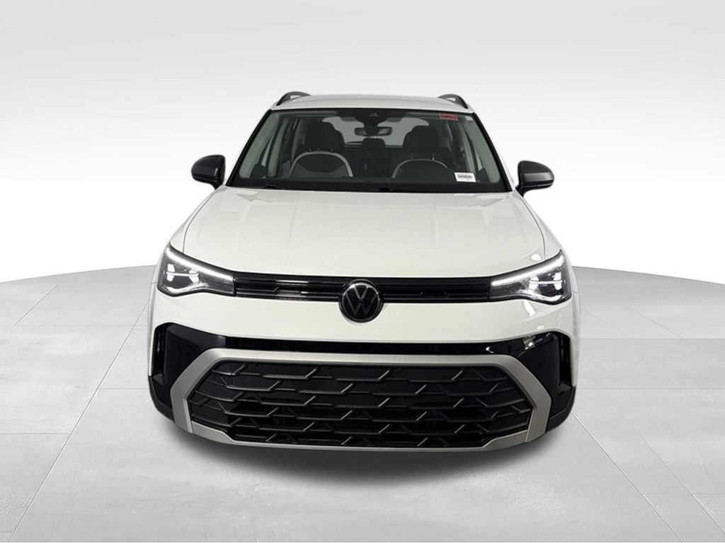 Used 2025 Volkswagen Taos S FWD image 4